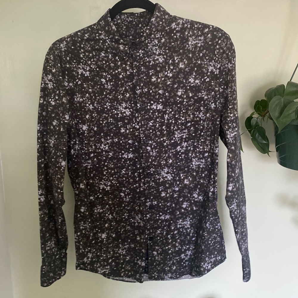 Green printed express button down